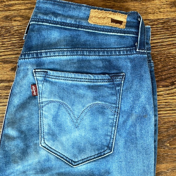 💕x2HP💕Levi distressed jeggings - Picture 6 of 16